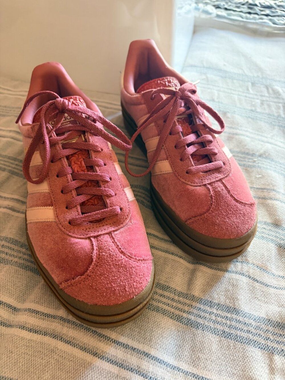 Adidas Gazelle Bold Platform Sneaker Pink Velvet Gum Sole Women's 9